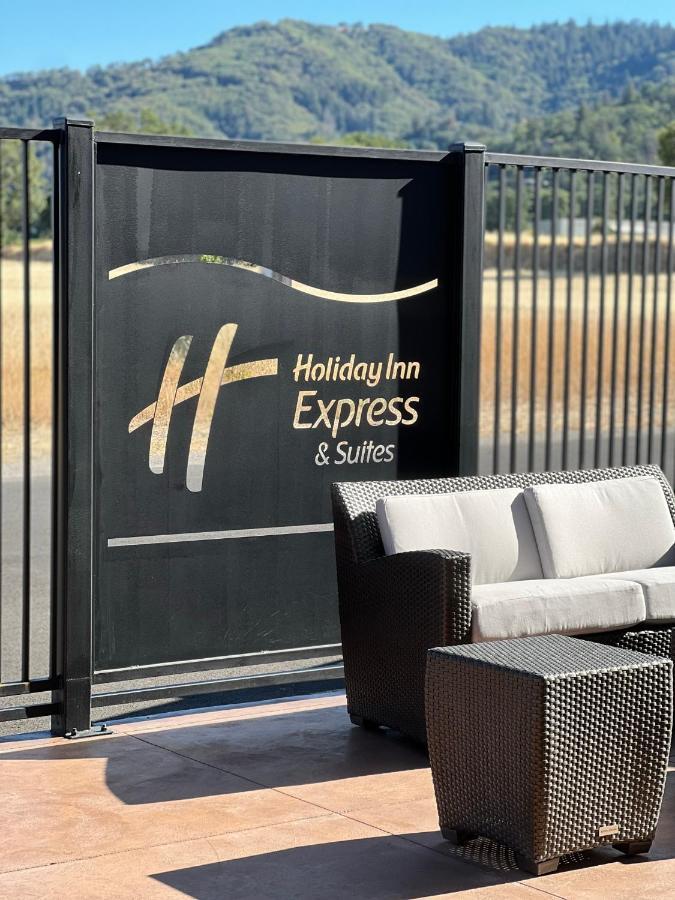 Holiday Inn Express & Suites - Ukiah, An Ihg Hotel Εξωτερικό φωτογραφία