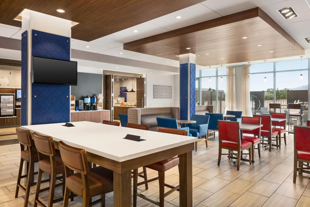 Holiday Inn Express & Suites - Ukiah By Ihg Εξωτερικό φωτογραφία