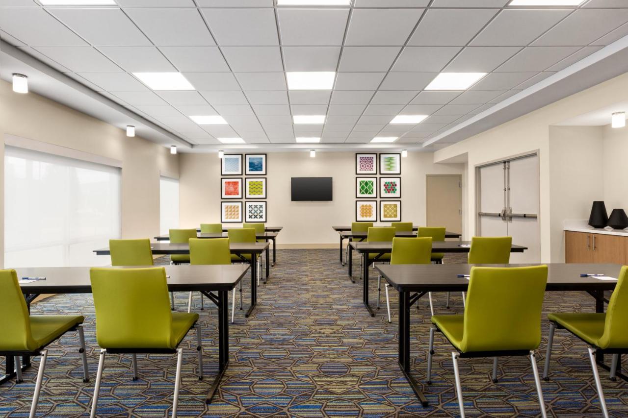 Holiday Inn Express & Suites - Ukiah By Ihg Εξωτερικό φωτογραφία