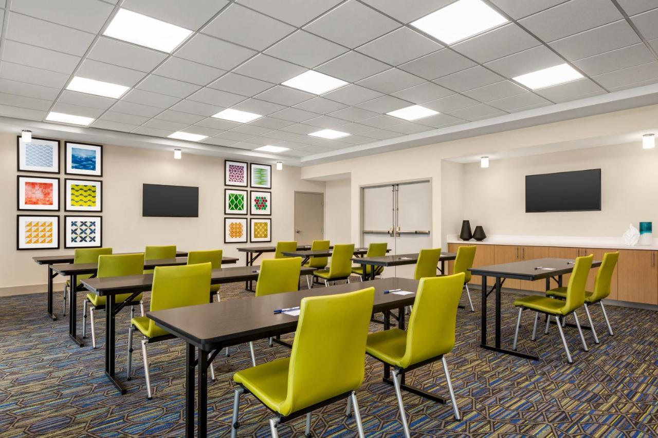 Holiday Inn Express & Suites - Ukiah By Ihg Εξωτερικό φωτογραφία