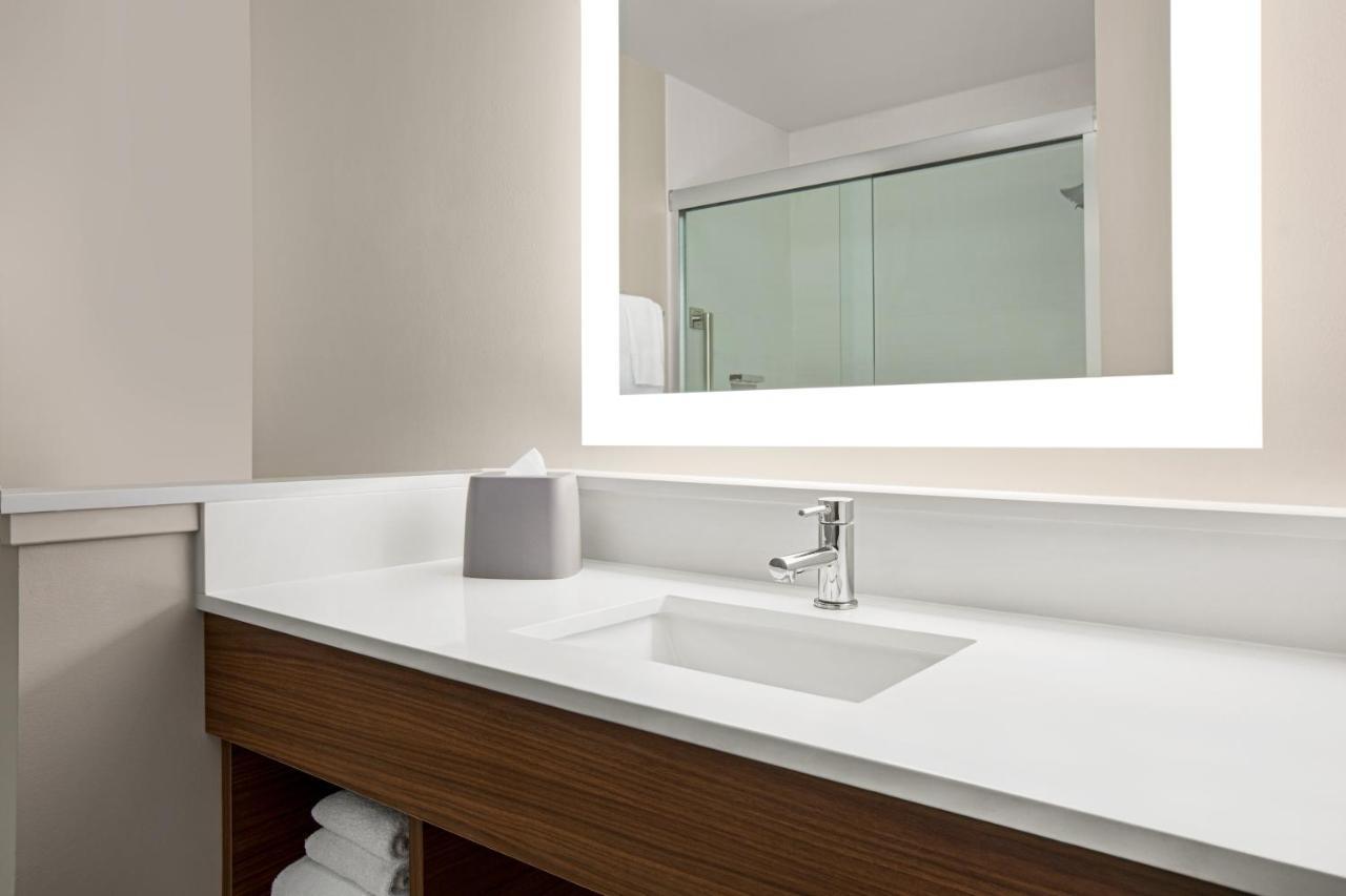Holiday Inn Express & Suites - Ukiah By Ihg Εξωτερικό φωτογραφία